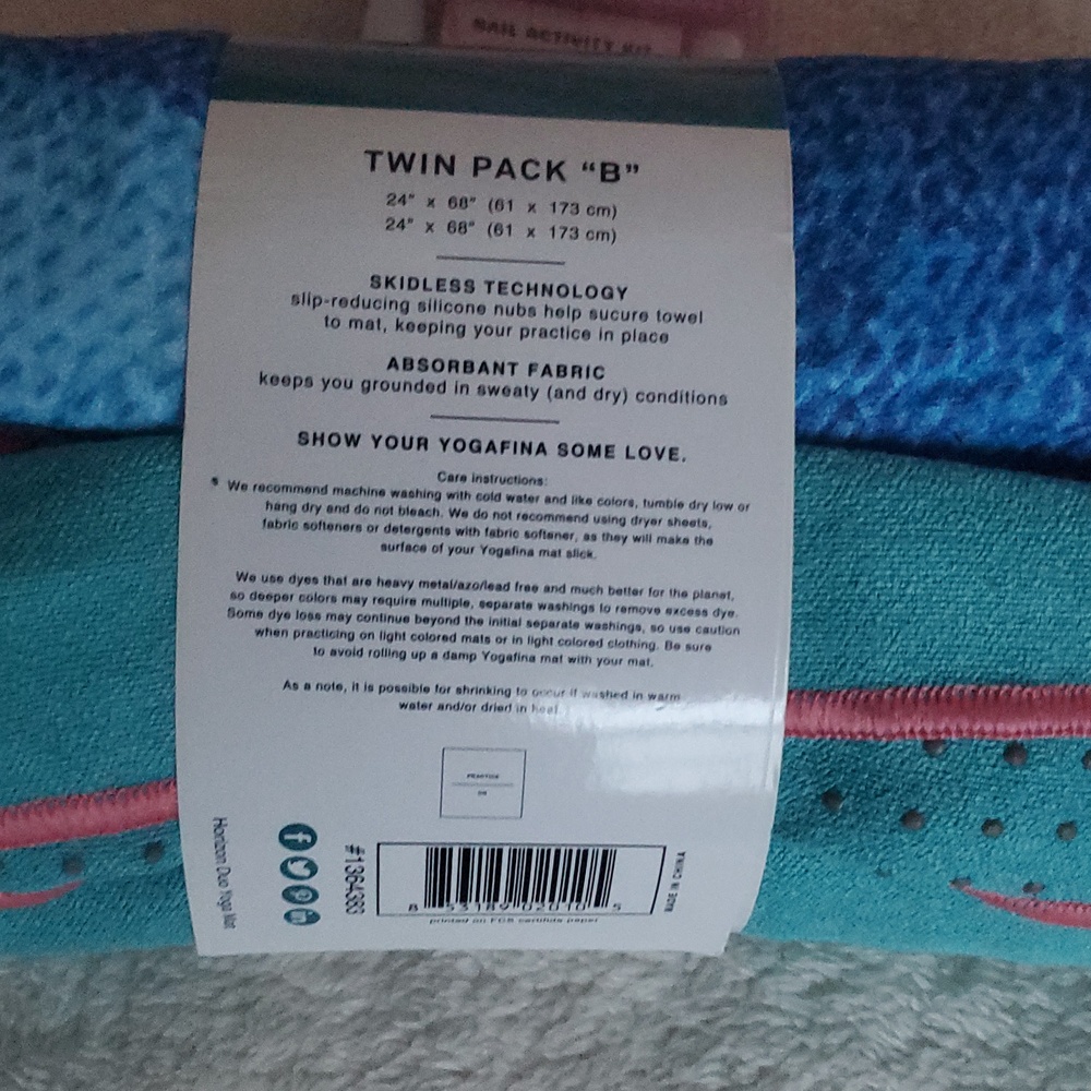 Yogafina Non-slip 2 Pack Yoga Mat Towels - Picture 4 of 10